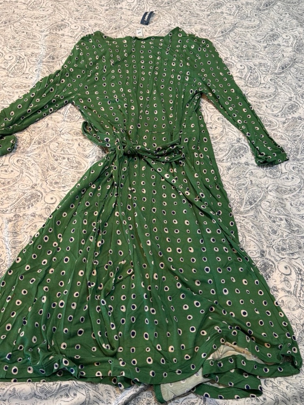 Old Navy Green Long-Sleeve Tie-Waist Polka Dot Dress